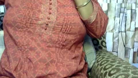 Snapshot of miss_mahi69 chatting on September 21, 2:08 pm Mahi online show from September 21, 2:08 pm