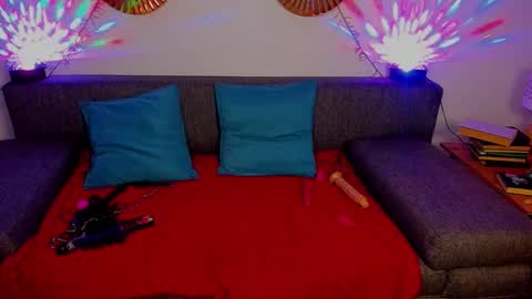 miss_meag online show from November 30, 6:50 am