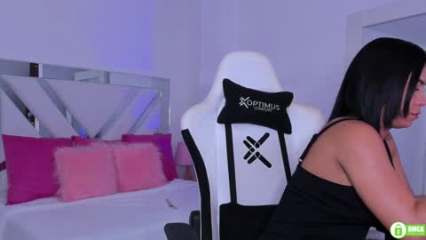   online show from January 19, 8:30 pm