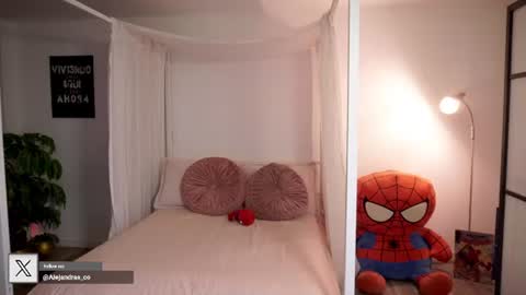 Snapshot of miss_meii chatting on June 12, 4:44 am Alejandra online show from June 12, 4:44 am