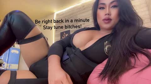 Snapshot of miss_miyuka chatting on June 3, 6:49 am THE DEVIL CALL ME MASTER online show from June 3, 6:49 am