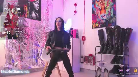 Miss Nicole online show from March 26, 1:17 pm