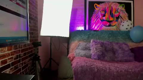 Miss Pecados online show from June 18, 7:29 pm