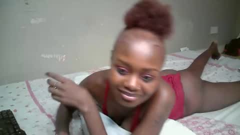 Snapshot of miss_pretty01 chatting on April 11, 7:45 am miss_pretty01 online show from April 11, 7:45 am