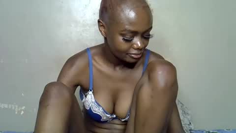 miss_pretty1 online show from January 11, 7:19 pm