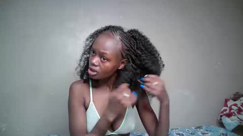 miss_pretty1 online show from March 14, 4:51 am