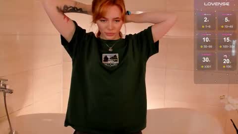 Snapshot of miss_redfox chatting on September 17, 3:41 am Margo online show from September 17, 3:41 am