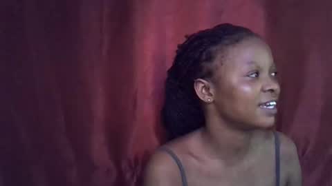 Snapshot of miss_rihanna2 chatting on November 16, 6:02 pm miss_rihanna2 online show from November 16, 6:02 pm