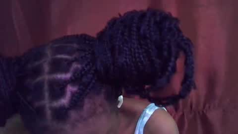 Snapshot of miss_rihanna2 chatting on November 17, 6:24 pm miss_rihanna2 online show from November 17, 6:24 pm