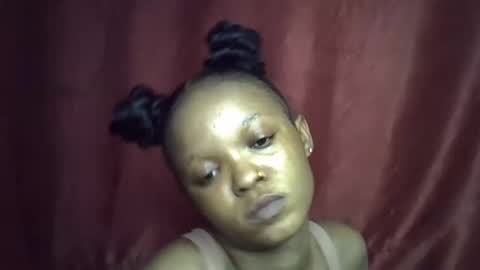 Snapshot of miss_rihanna2 chatting on December 5, 12:47 pm miss_rihanna2 online show from December 5, 12:47 pm