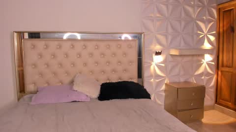 Snapshot of miss_sammyrose chatting on May 24, 11:48 am SAMMY online show from May 24, 11:48 am