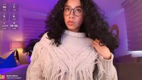 Amy Olivera online show from July 24, 1:09 pm