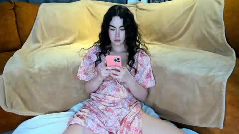 Snapshot of miss_smithx chatting on May 11, 4:04 pm Zoee online show from May 11, 4:04 pm