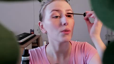 Anneli online show from April 7, 9:10 am