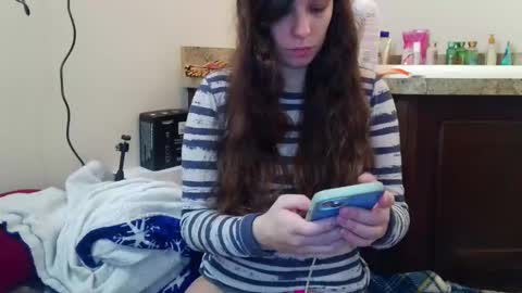 Snapshot of miss_sunshine01 chatting on November 1, 5:26 pm Bella online show from November 1, 5:26 pm