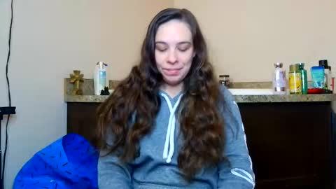 Snapshot of miss_sunshine01 chatting on June 11, 2:53 am Bella online show from June 11, 2:53 am