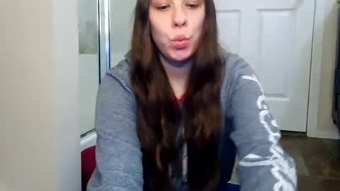 Snapshot of miss_sunshine01 chatting on July 21, 2:14 am Bella online show from July 21, 2:14 am