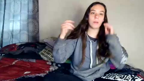 Snapshot of miss_sunshine01 chatting on July 22, 4:54 pm Bella online show from July 22, 4:54 pm