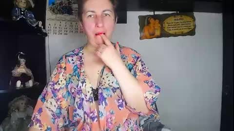 miss_tasha_kom online show from April 16, 5:25 pm