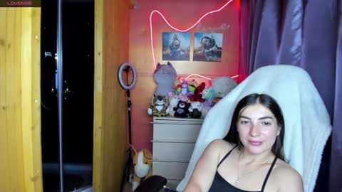 Snapshot of miss_tasy chatting on July 21, 4:15 am Melanie January 15th is my birthday there will be an interesting show online show from July 21, 4:15 am