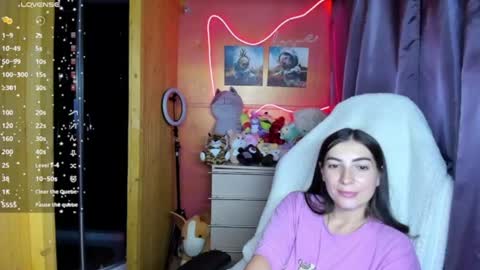 Snapshot of miss_tasy chatting on July 28, 5:14 am Melanie January 15th is my birthday there will be an interesting show online show from July 28, 5:14 am