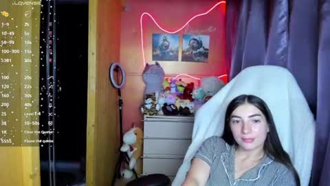 Snapshot of miss_tasy chatting on August 7, 3:08 am Melanie January 15th is my birthday there will be an interesting show online show from August 7, 3:08 am