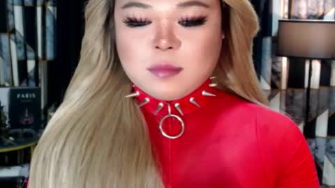 Snapshot of miss_tyraxxx chatting on October 26, 4:46 pm Tyra Davenport online show from October 26, 4:46 pm
