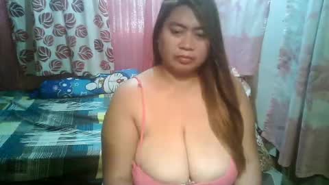 miss v0lcan0 online show from February 8, 3:19 am