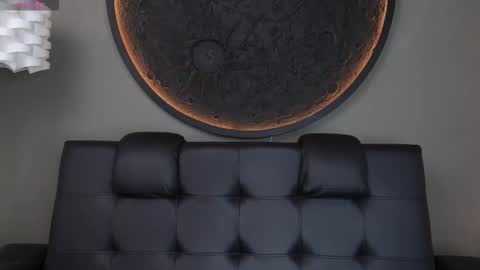 Vaiolette online show from December 19, 11:06 am