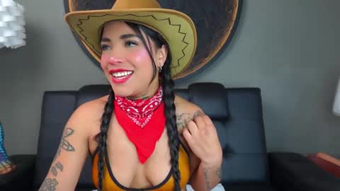 Vaiolette online show from March 14, 12:32 pm