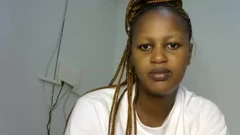 Snapshot of miss_vall chatting on January 31, 7:29 am miss_vall online show from January 31, 7:29 am