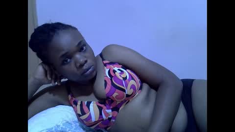 miss_velour online show from April 19, 6:32 pm