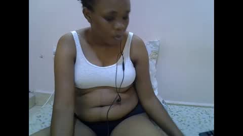 Snapshot of miss_velour chatting on April 25, 1:41 pm miss_velour online show from April 25, 1:41 pm