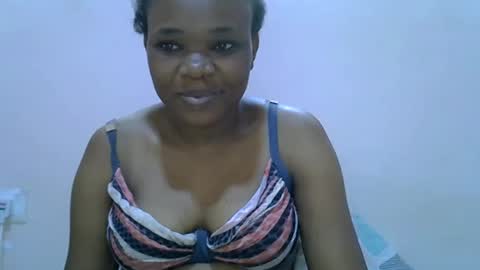 Snapshot of miss_velour chatting on June 5, 8:09 am miss_velour online show from June 5, 8:09 am