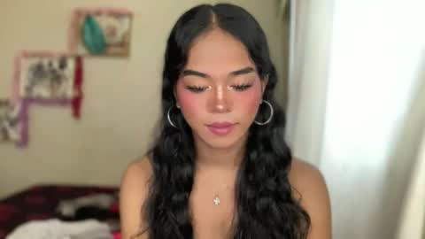 miss_veron_xoxo online show from December 18, 6:30 am