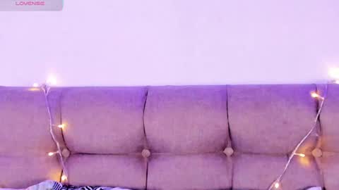 Snapshot of miss_veronica2 chatting on February 7, 2:37 pm Miss Veronica online show from February 7, 2:37 pm