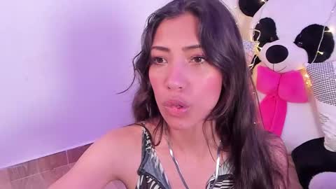 Snapshot of miss_veronica2 chatting on February 21, 12:28 pm Miss Veronica online show from February 21, 12:28 pm