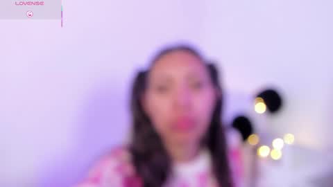 Snapshot of miss_veronica2 chatting on March 4, 6:50 pm Miss Veronica online show from March 4, 6:50 pm