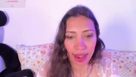 Snapshot of miss_veronica2 chatting on March 7, 5:49 pm Miss Veronica online show from March 7, 5:49 pm