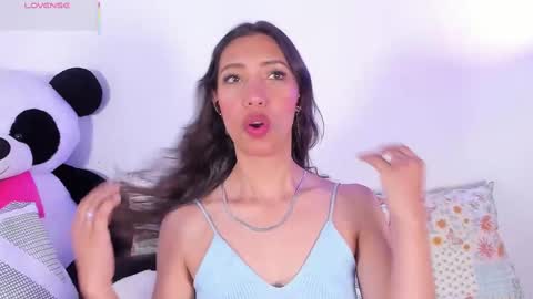 Snapshot of miss_veronica2 chatting on March 10, 12:26 pm Miss Veronica online show from March 10, 12:26 pm