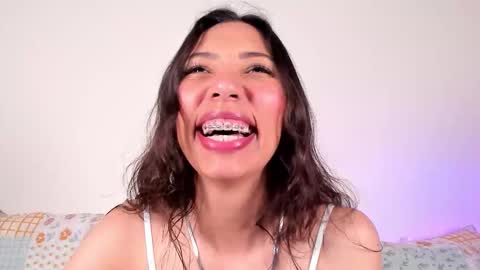 Snapshot of miss_veronica2 chatting on September 12, 1:11 pm Miss Veronica online show from September 12, 1:11 pm