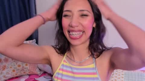 Snapshot of miss_veronica2 chatting on November 12, 2:06 pm Miss Veronica online show from November 12, 2:06 pm