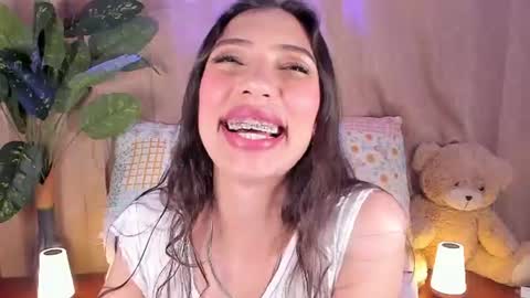 Miss Veronica online show from July 13, 1:47 pm
