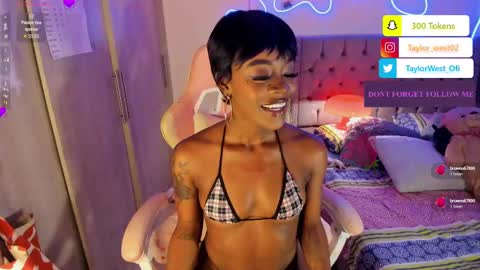 Tay Tay Independent Model   online show from September 19, 9:11 am