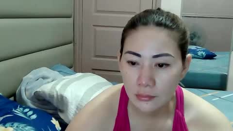 HOT MOMMY ZEPHYR online show from March 7, 2:08 am