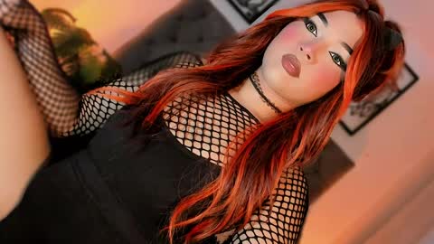 miss_zz online show from April 11, 12:20 pm