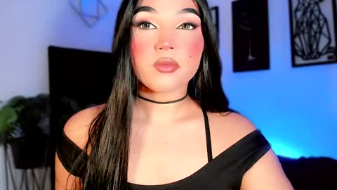 Snapshot of miss_zz chatting on June 6, 4:44 pm miss_zz online show from June 6, 4:44 pm
