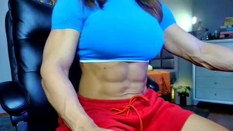 Snapshot of missale chatting on July 9, 7:51 pm Alesyamuscledoll online show from July 9, 7:51 pm