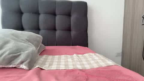 Ameliahs online show from November 11, 12:27 pm