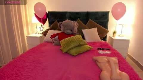 Snapshot of missangellina chatting on March 11, 5:16 am Angelina online show from March 11, 5:16 am